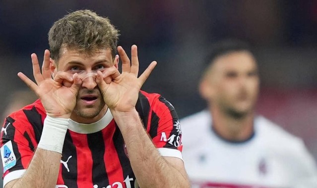 米兰锁定22岁中场天才帝星，攻守兼备点燃比甲赛场，豪门争夺激烈