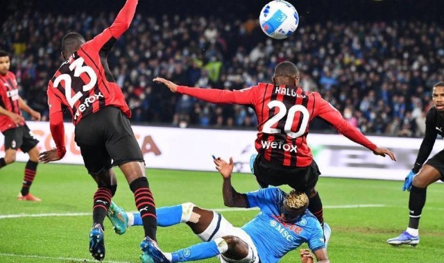 意甲对决：那不勒斯主场迎战卡利亚里，榜首之争与保级大战的碰撞